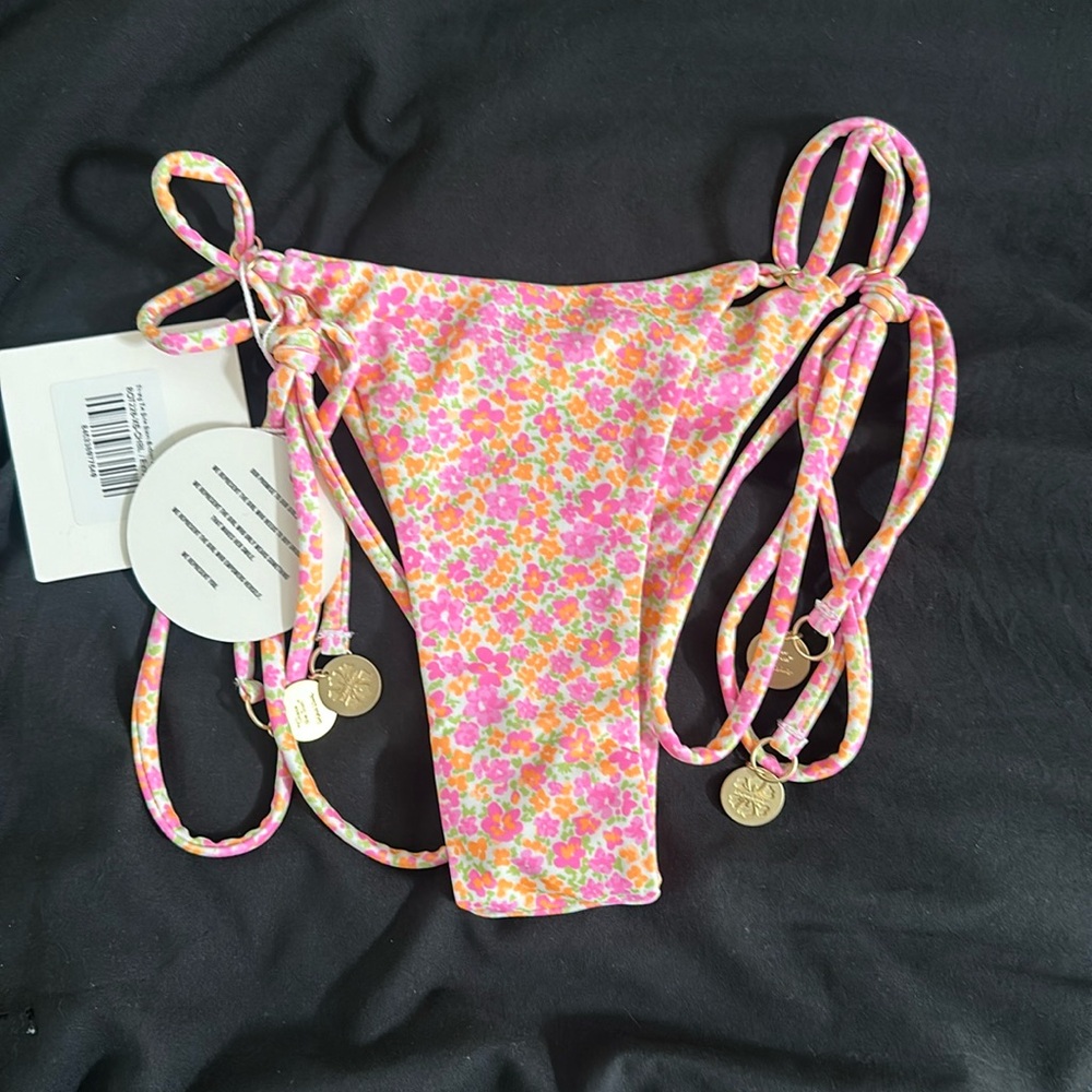 kulani kinis bikini bottoms